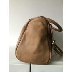 Stoere leren H&H tas, nieuw. Kleur: camel/lichtbruin.