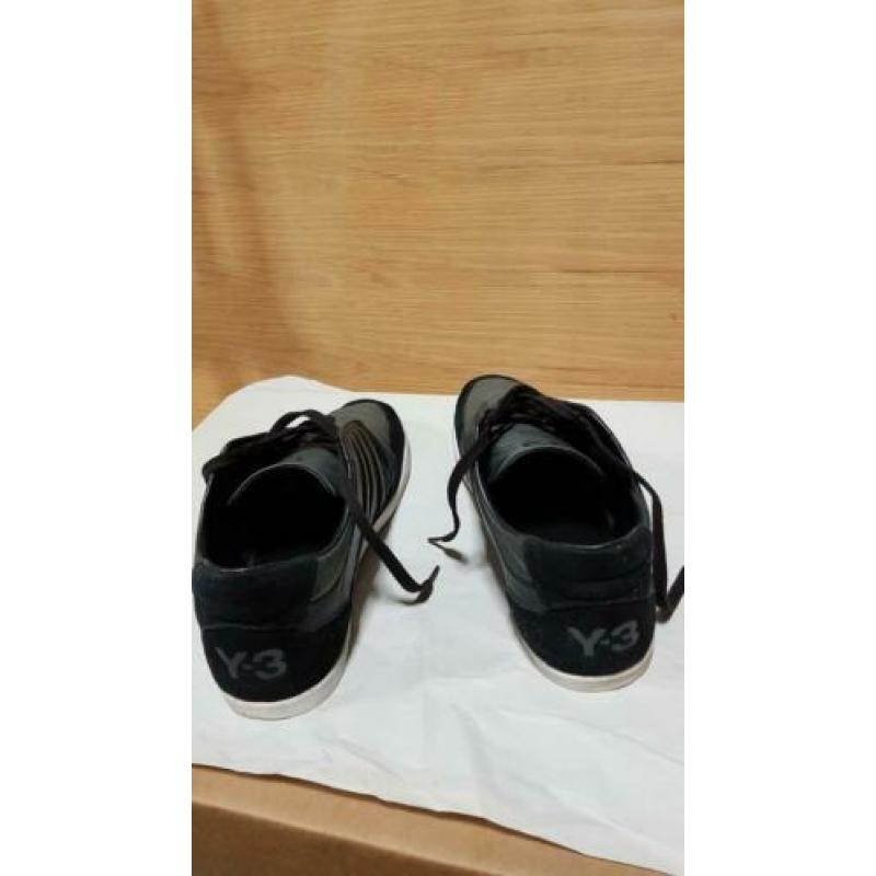 Schoenen y_3