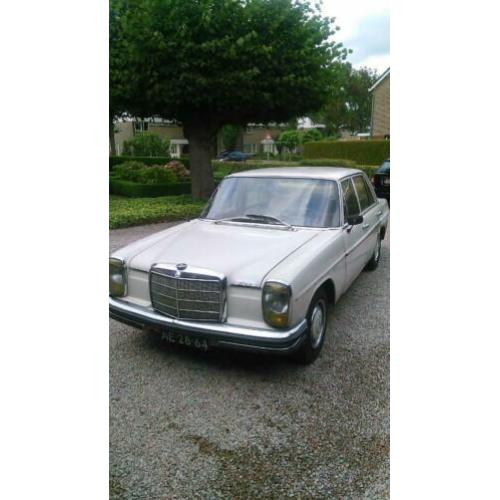 Mercedes 200-Serie 2.8 250 1970 Beige