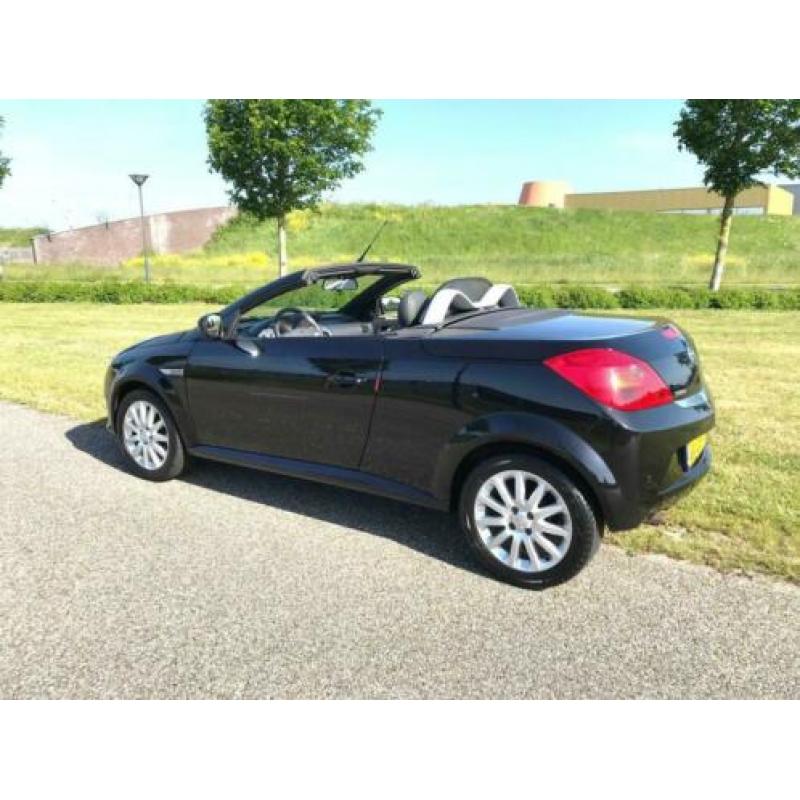 Opel Tigra TwinTop 1.4-16V Linea Nera