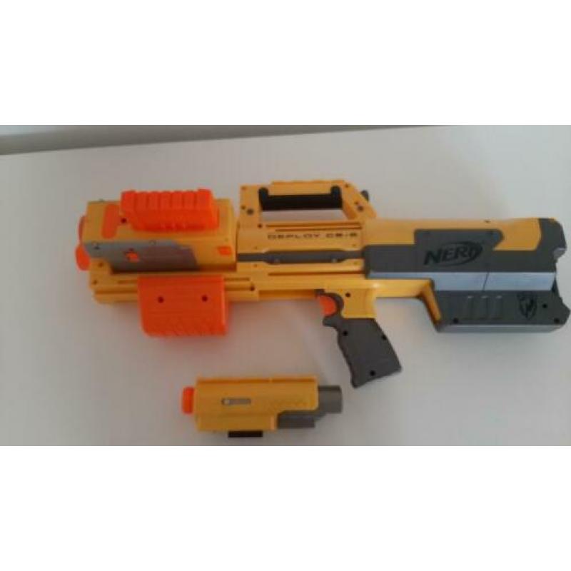 Nerf Deploy CS 6 met Laserlicht