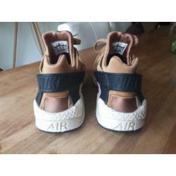 Nike Air Huarache leer lichtbruin maat 44,5