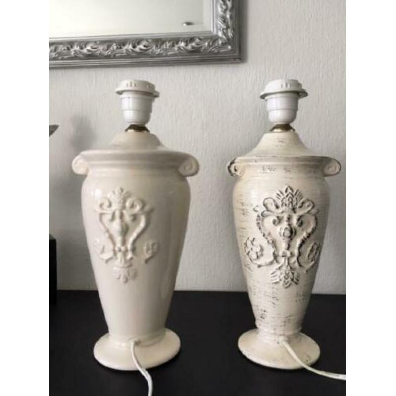 Tafellamp voet ceramic creme p/stuk € 10,00 EXCL. VERZ.
