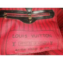 Lv tas