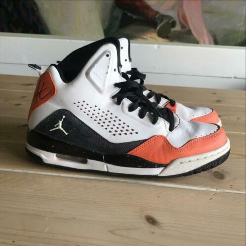 Mooie Jordans weinig gedragen maat 41