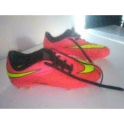 Nike hypervenom voetbalschoenen maat 36 (23cm)