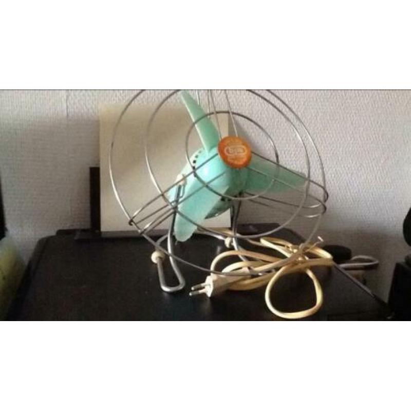 Ventilator jaren 50 zeegroen decorstuk