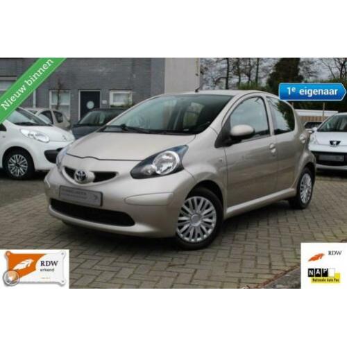 Toyota Aygo 1.0-12V +