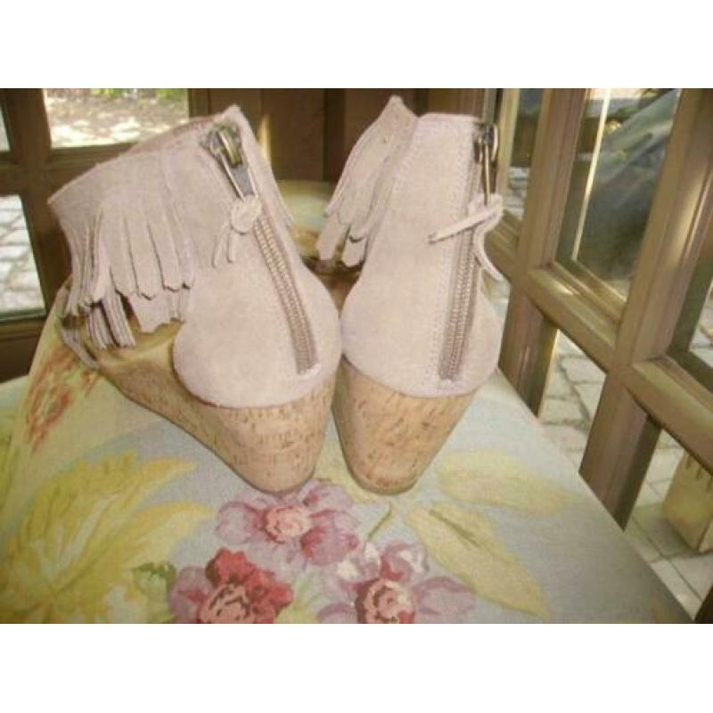 minnetonka sandalen 39