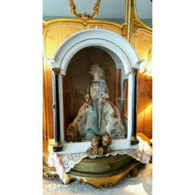 antieke brocante vitrine ..