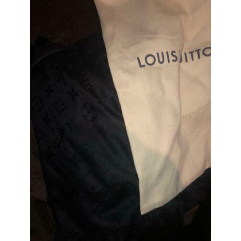 Louis Vuitton sjaal scarf shawl zwart black lv monogram