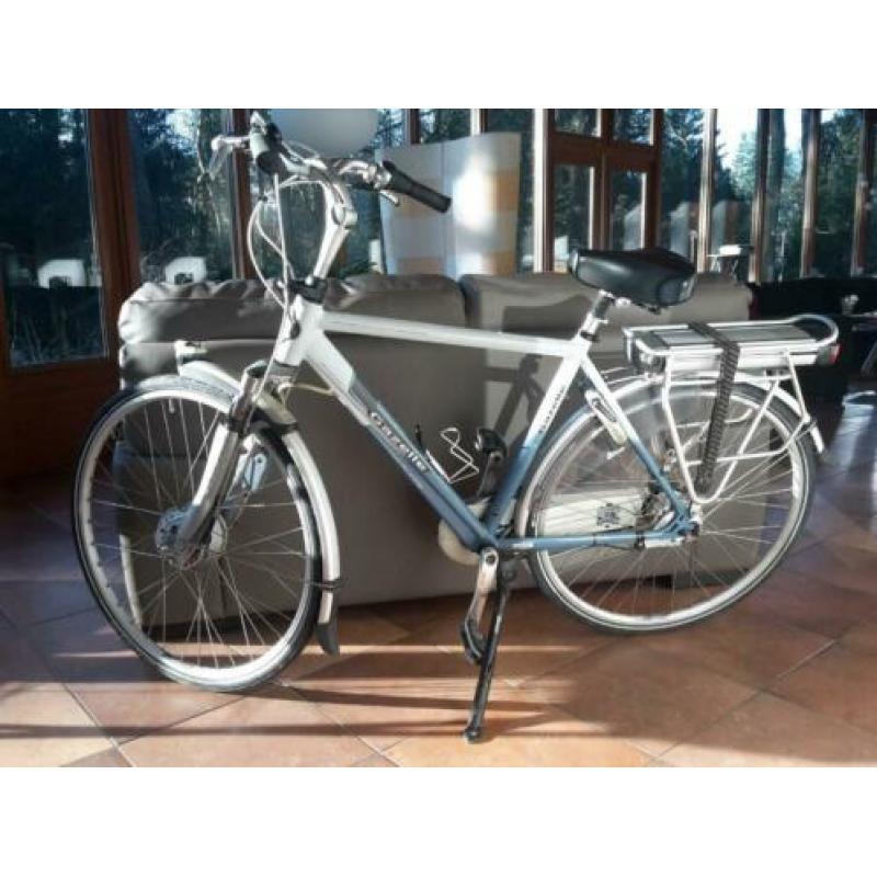 Gazelle innergy plus orange H53 herenfiets .