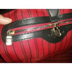 Lv tas