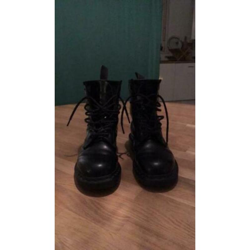 Dr. Martens maat 37 zwart