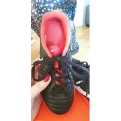 Nike Tiempo zaalvoetbalschoenen mt 33,5