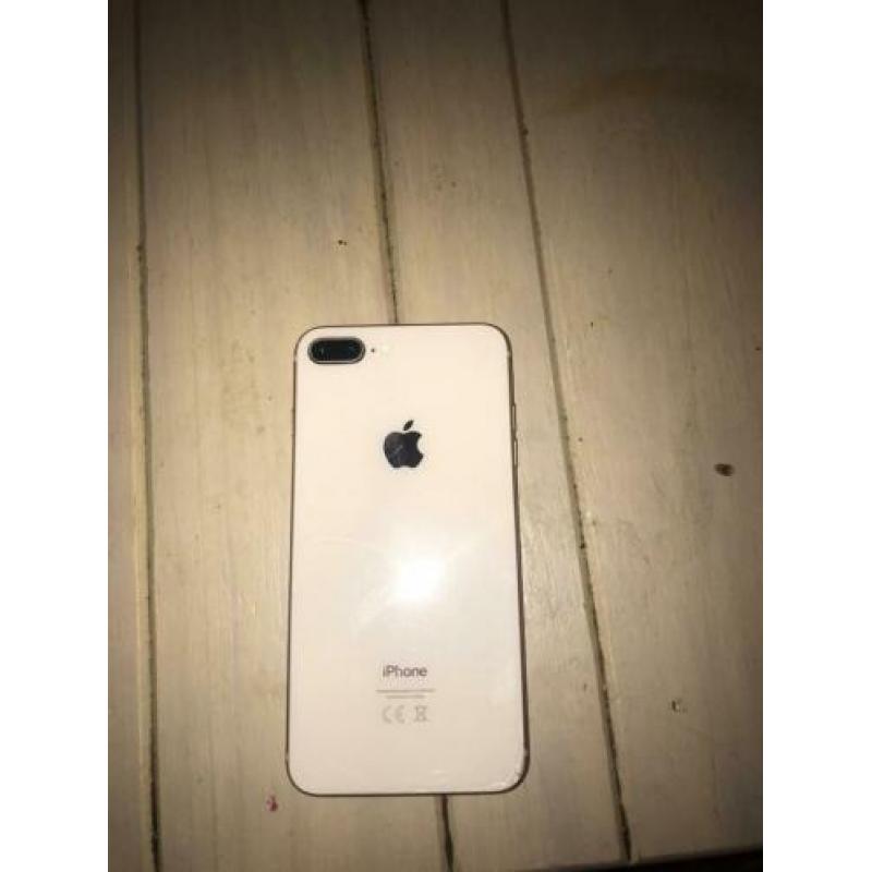 iPhone 8 Plus