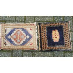 2 Perzische tafelkleden