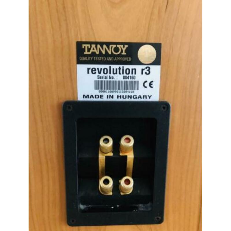 Tannoy revolution r3