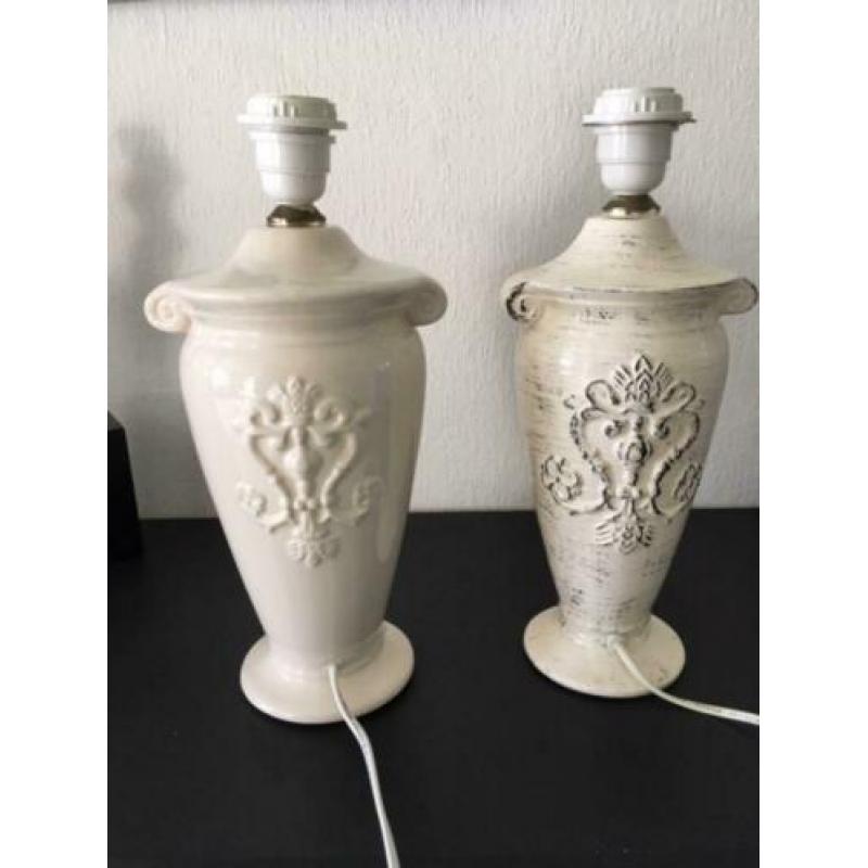 Tafellamp voet ceramic creme p/stuk € 10,00 EXCL. VERZ.