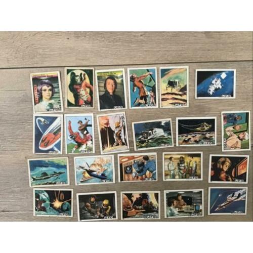 Monty plaatjes UFO 1970 mooie set
