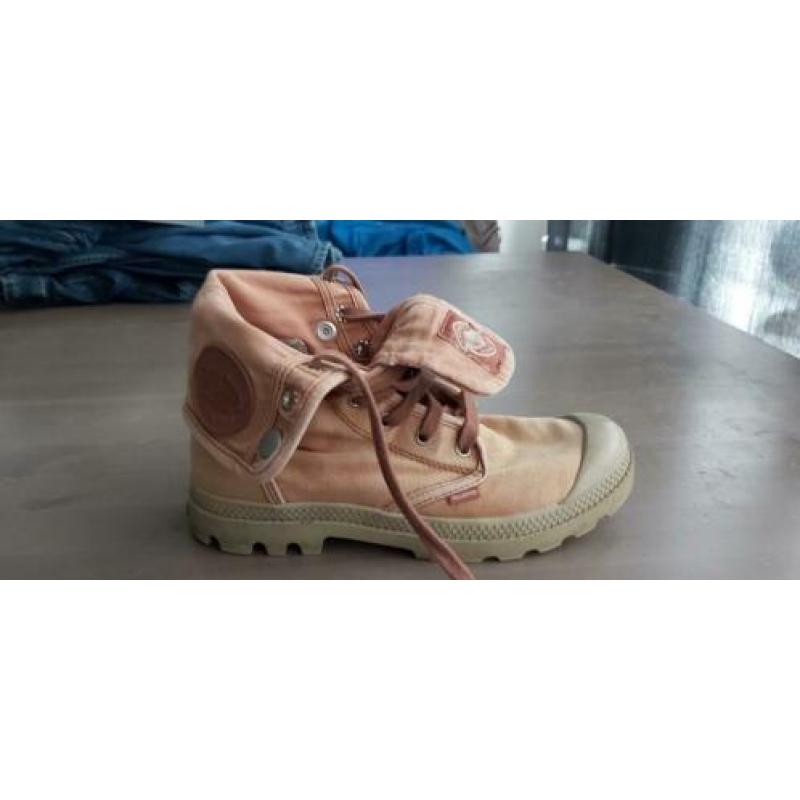 ?? Roze Palladium dames schoenen/gympen maat 39