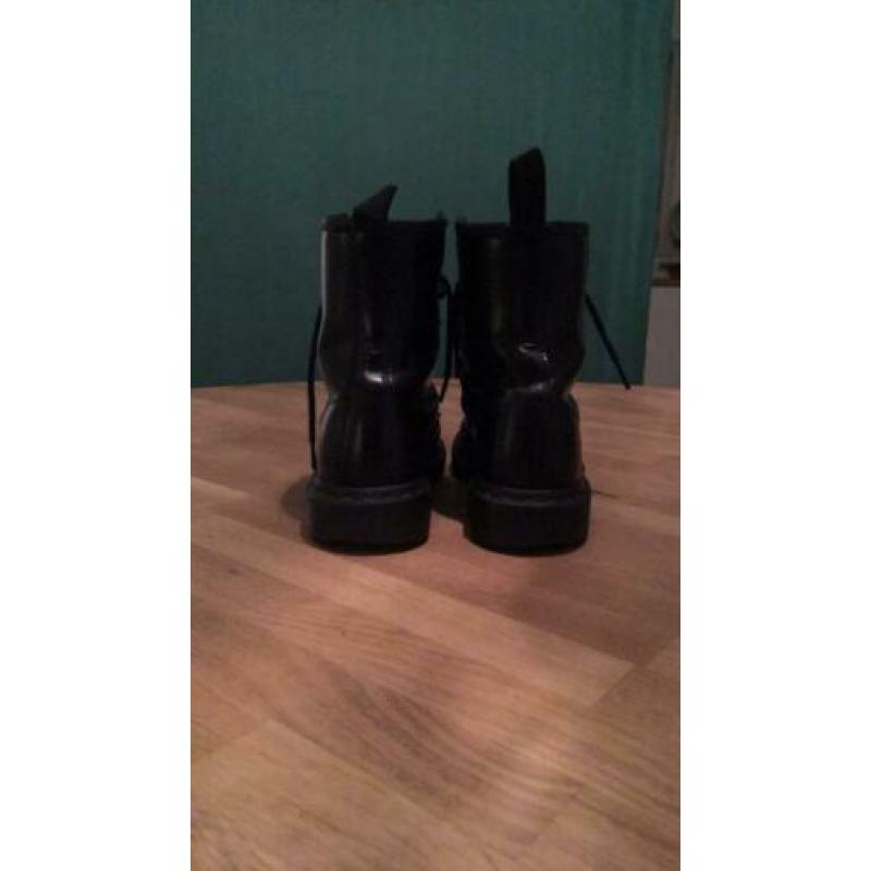 Dr. Martens maat 37 zwart