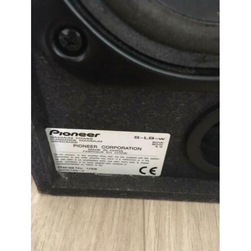 Pioneer speakers