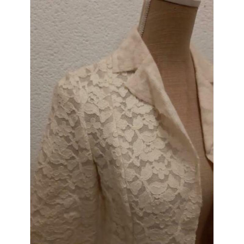 Armand Ventilo prachtig kanten colbert, maat 36 (XS/34).