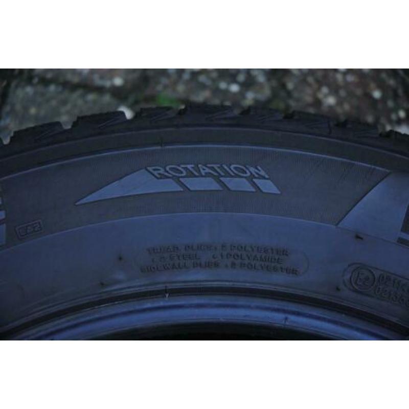 Winterband Michelin Latitude Alpin 225/60 R18