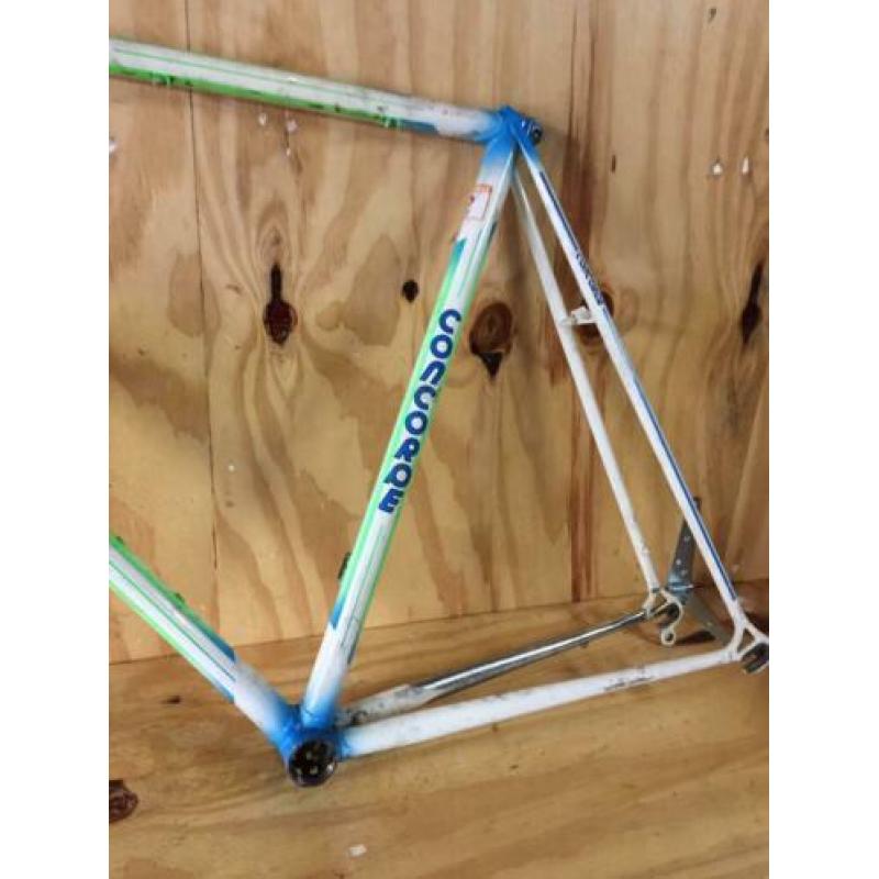 Opknap Concorde Colombo 57ct retro racefiets frame