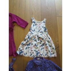 Meisjes kleding pakket 1 maat 104.