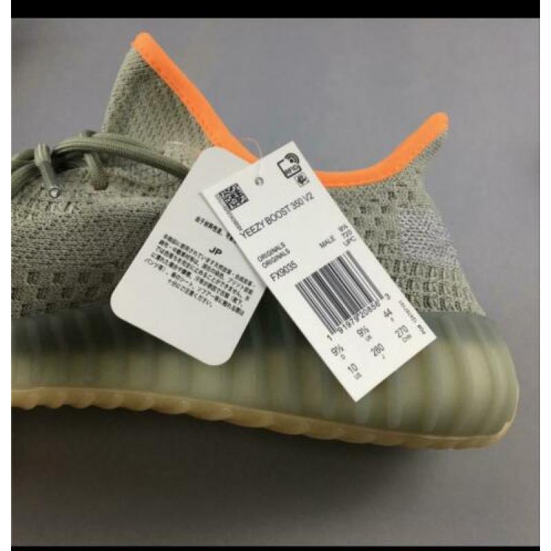 Yeezy boost 350 v2 desert sage green reflective