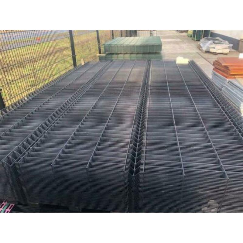 Compleet pakket: 15m1 Enkelstaafsmat 5x5mm Zwart RAL 9005