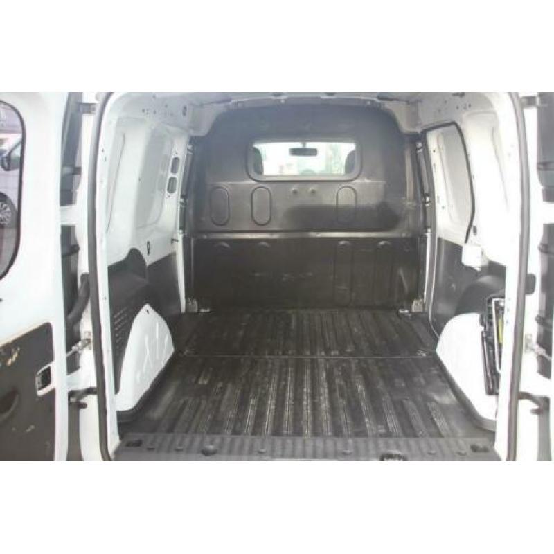 RENAULT Kangoo 90PK-COMFORT-LUXE-NAVI-66DKM-AIRCO-PDC-KEURIG