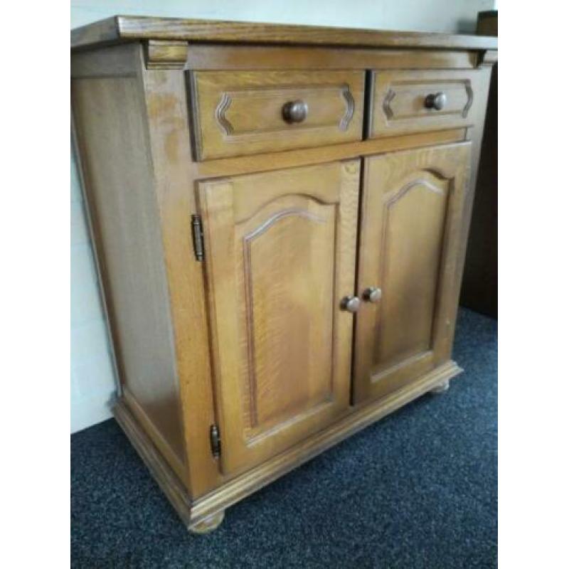 Antieke kast te koop