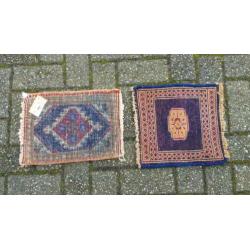 2 Perzische tafelkleden