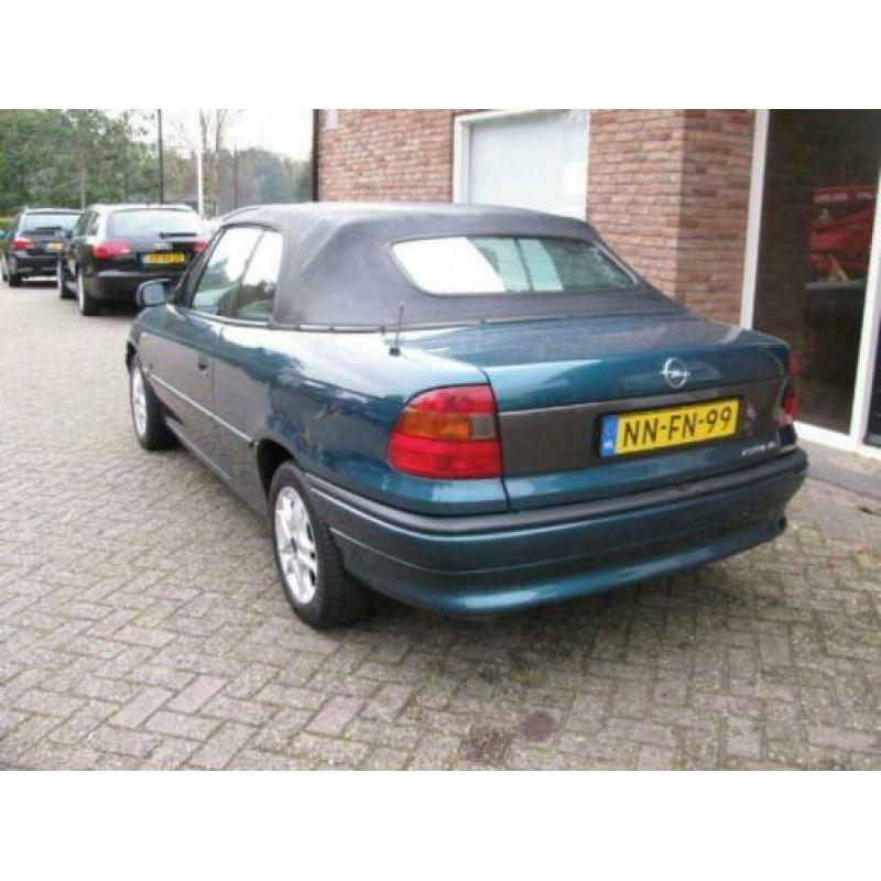 Opel Astra Cabriolet 1.6i 115447 Km / Zeer mooie astra N.A.P