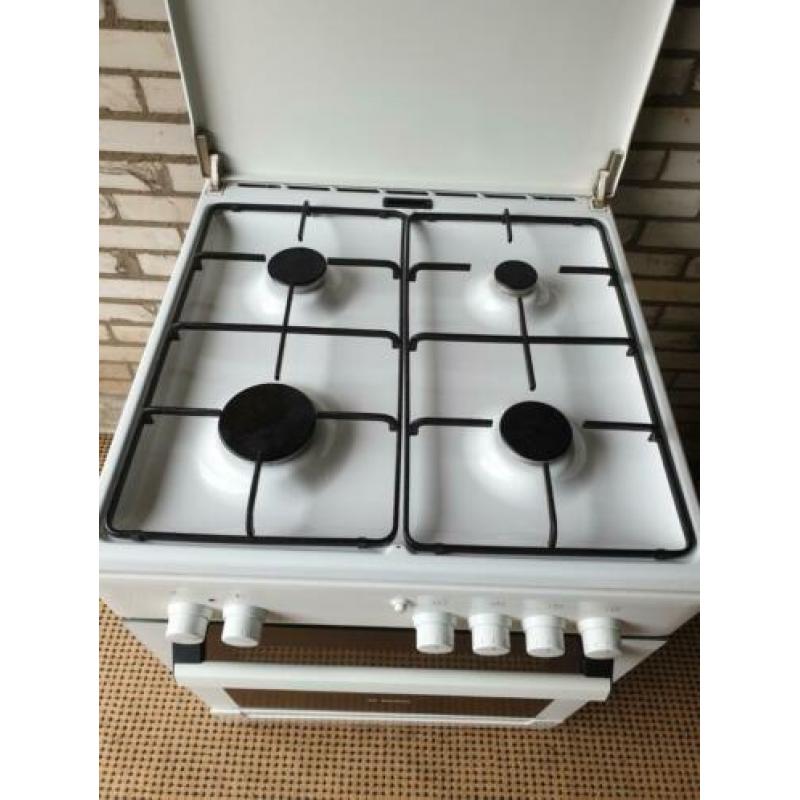 Bosch gasfornuis met elektrische oven en onsteking !