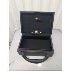 Portable safe