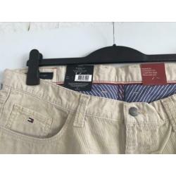 NIEUW! Tommy Hilfiger corduroy broek maat 40/34