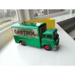 Dinky toys 450 Bedford Castrol met originele doost