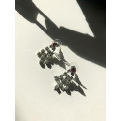 Oorbellen met diamantjes
