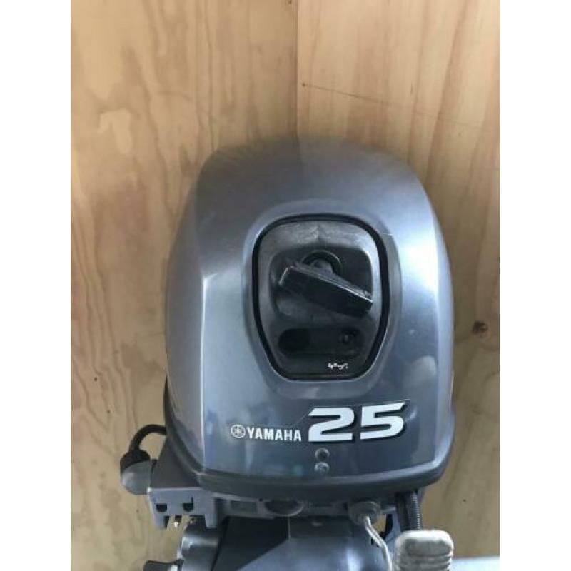 Yamaha 25 pk 4takt langstaart