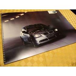Grote BMW brochure van de 5-serie uit 2004