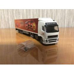 Volvo Globbetrotter FH12-460 Bergsma groothandel Makkum café
