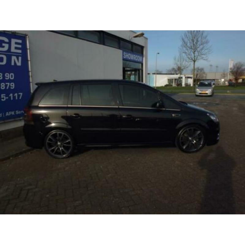 Opel Zafira 2.0 T OPC 240 PK OPC