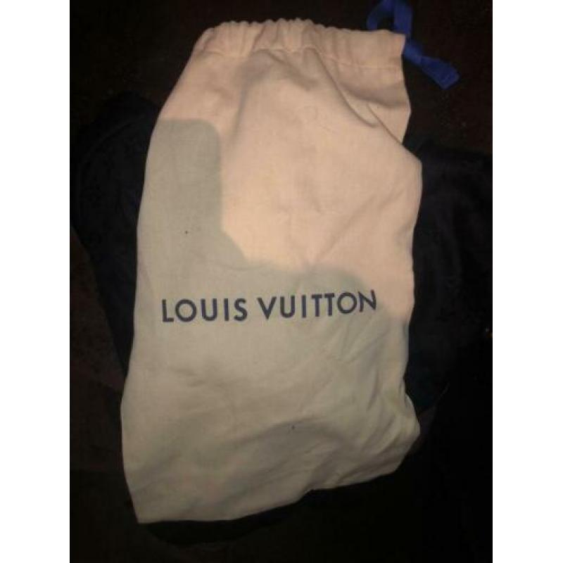 Louis Vuitton sjaal scarf shawl zwart black lv monogram