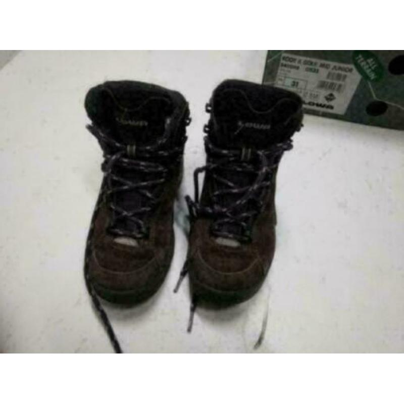Lowa bergschoenen met vibram zool maat 31