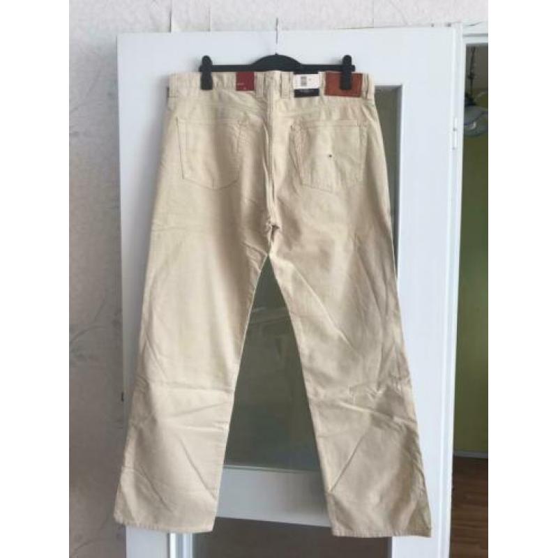 NIEUW! Tommy Hilfiger corduroy broek maat 40/34