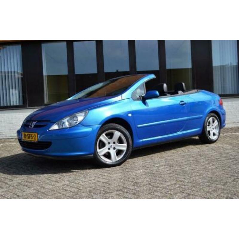 Peugeot 307 CC 2.0-16V CABRIO / LEDER / (bj 2005)